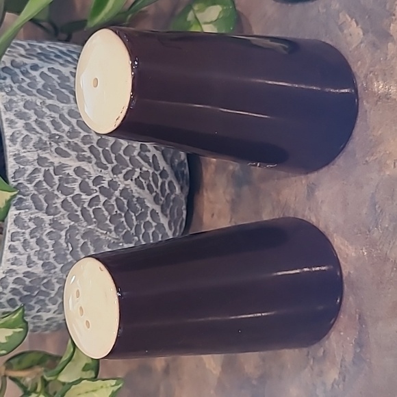 THE LITTLE SYDNEY POTTERY VINTAGE HAND PAINTED Koala Salt and Pepper S… - Picture 6 of 12